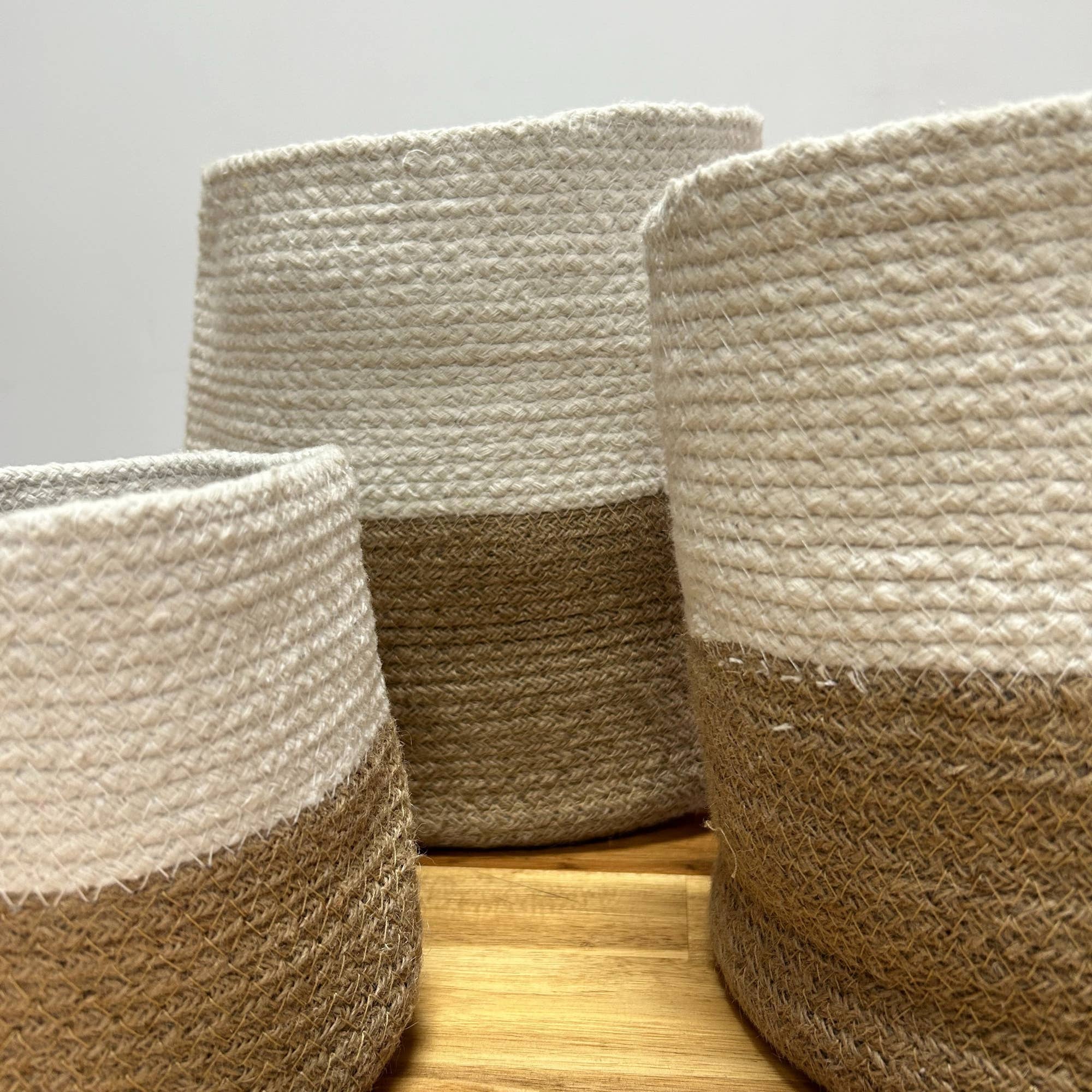 Ancient Wisdom – wholesale Basket – Set of 3 Cotton Rope Storage Baskets - White2