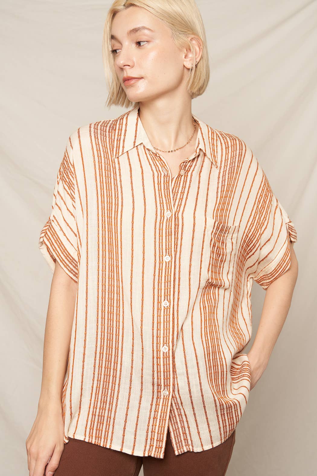 En Crème - Vente Chemise à col boutonné – femme - Haut boutonné rayé à manches courtes9