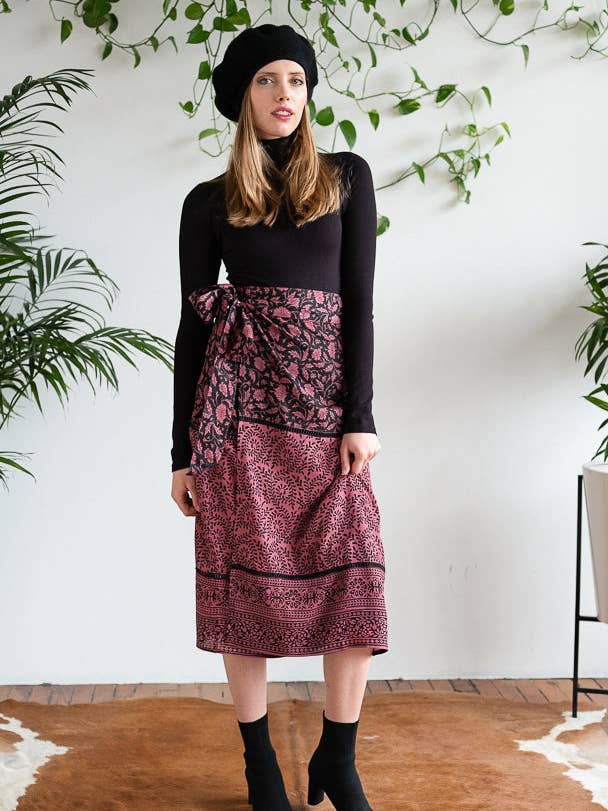 SAIA DE EMBRULHO BOHO ESTAMPADA EM BLOCO BELLA por atacado de Must Love Travel Clothing