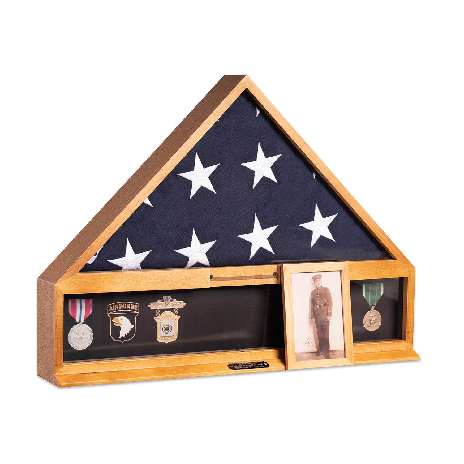 BeyBerk International - Vendita all'ingrosso Bandiere - Espositore in legno di ciliegio con bandiera militare e medaglia3