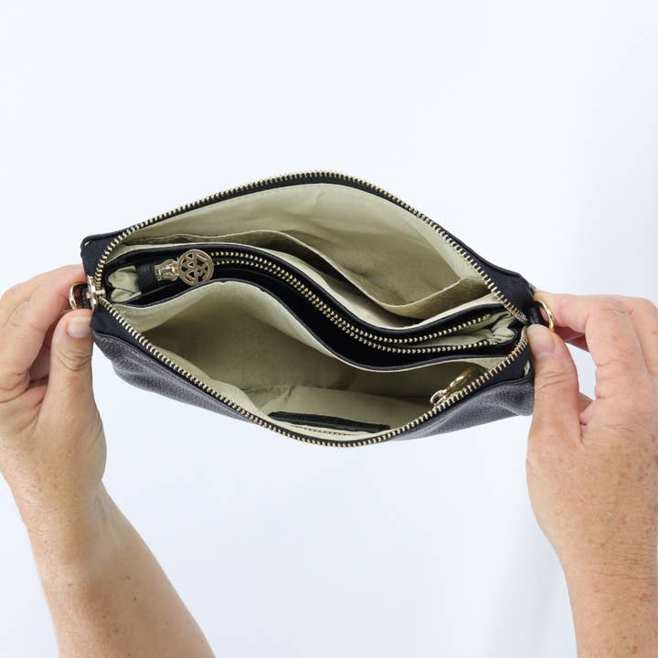 Willow & Zac - Wholesale Crossbody bag – Women's - Gracie Nude Leather Crossbody Clutch6