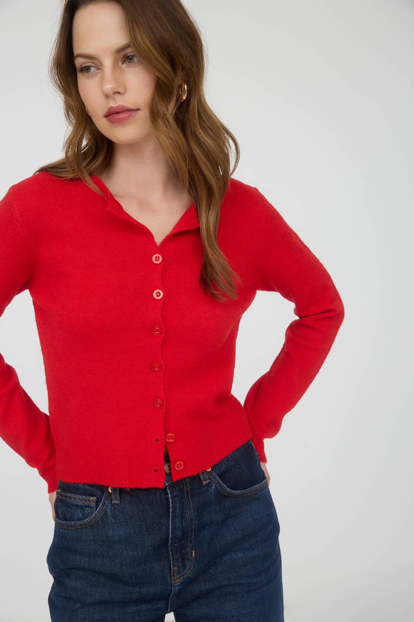 The Workshop Studio - Vente Pull en maille – femme - GILET À MANCHES LONGUES AVEC BOUTONS ET COL ROND17