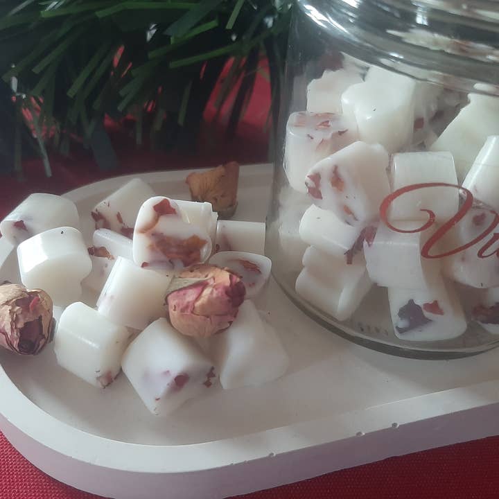 Rose Aromatic Wax Hearts for wholesale by Nadia Vicente