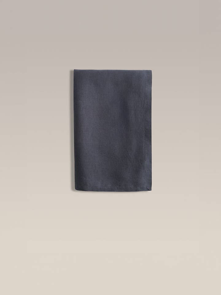 Everyday Tablecloths for wholesale by Year & Day