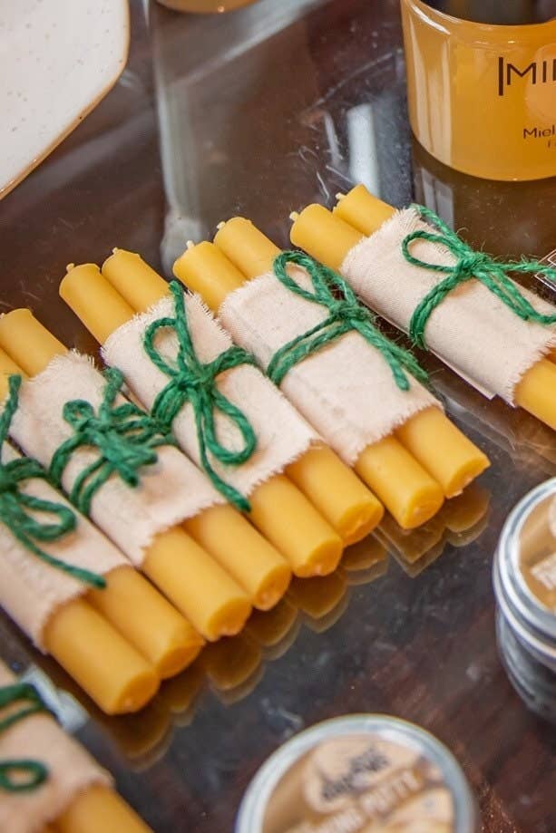 Mile-End Soap & Candle Supply - Vente Bougies/bougeoirs coniques - Bougies en cire d'abeille - Bougies coniques - Bougies de Shabbat0