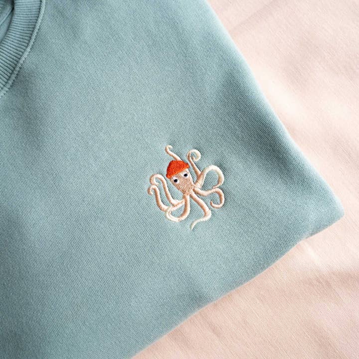 Octopus hipster | sweater for wholesale by Stitch Amsterdam