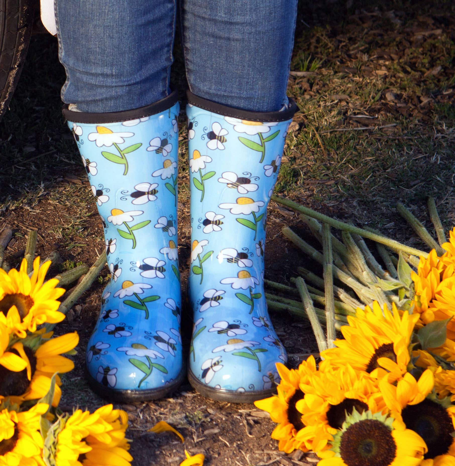 Sloggers - Vente Bottes de pluie – femme - Botte de pluie et de jardin pour femmes, imprimé abeille, bleu clair1