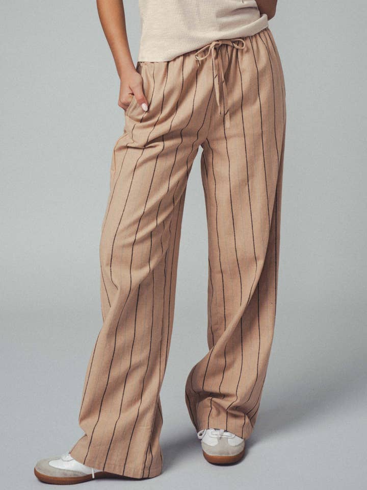 Urban Daizy - Wholesale Pants - Women's - Wide-Leg Linen Stripe Pants