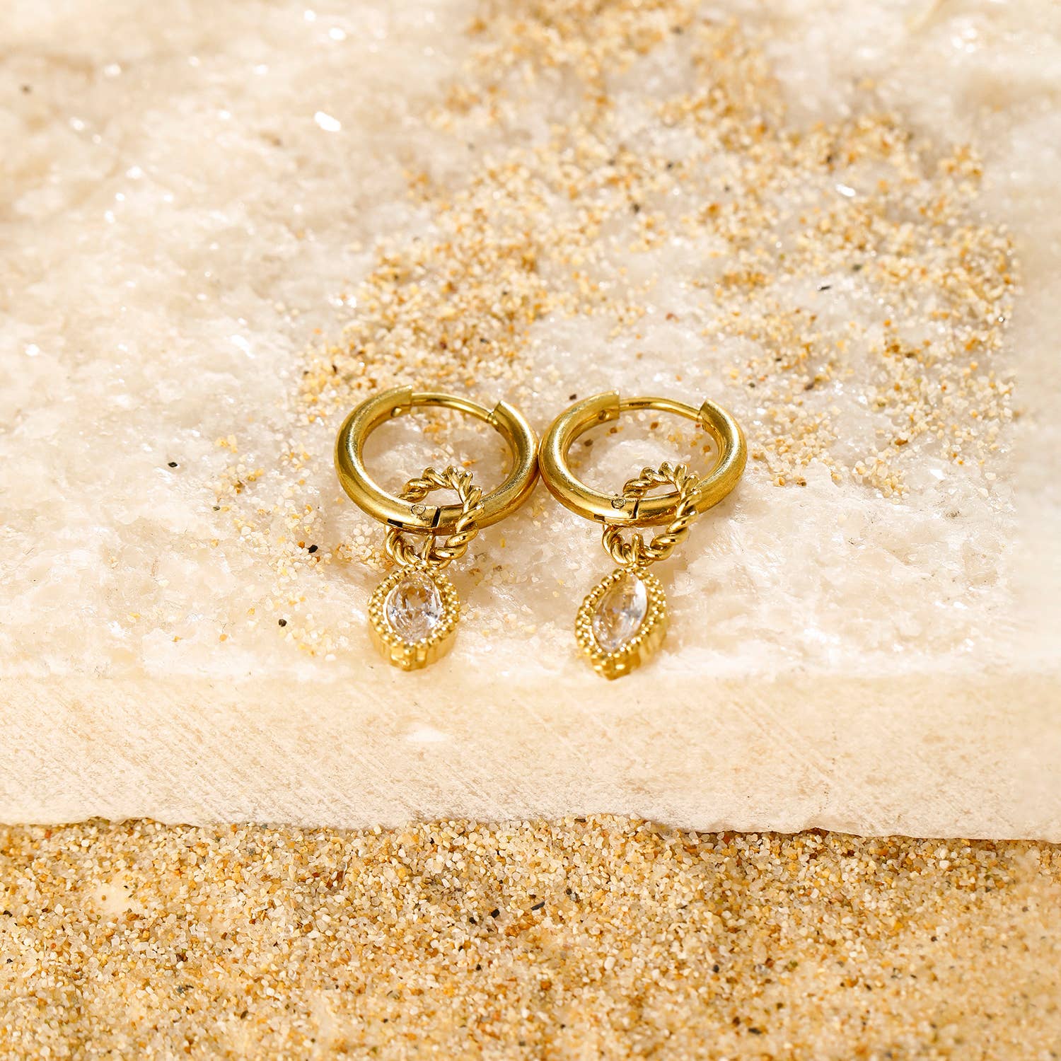 Kapyco - Wholesale Huggie Earrings - stainless steel earrings - BO1002401