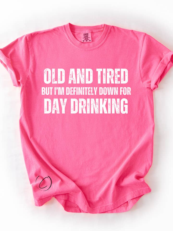 Oude en Vermoeide Grafische T-shirt voor wholesale door CMD Wholesale