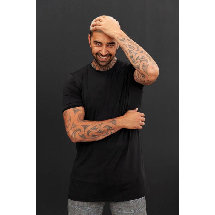 T-shirt à col rond pour hommes pour la vente par BeauTex Designs