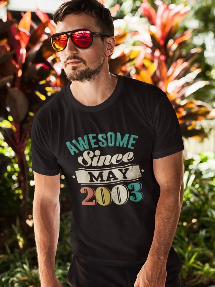 T-shirt ULTRABASIC pour homme Awesome Since mai 2003 - Cadeau pour 17e anniversaire pour la vente par ULTRABASIC