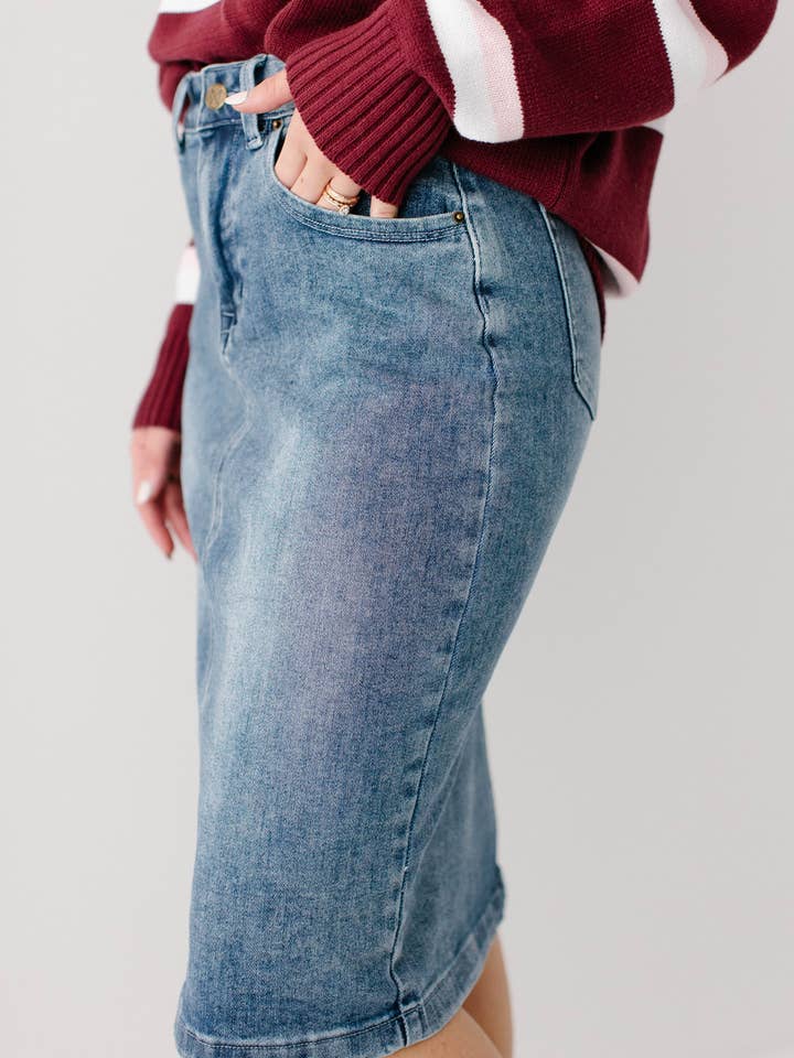 The Main Street Exchange – Großhandel Rock – Damen – „Robyn“ Klassischer Jeansrock3