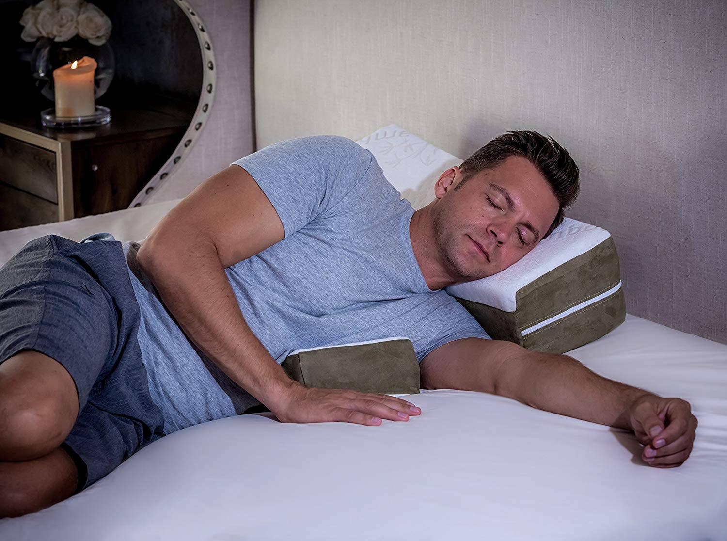 White Sage The Shoulder Pillow - Memory Foam Shoulder Relief Pillow for wholesale on Faire1