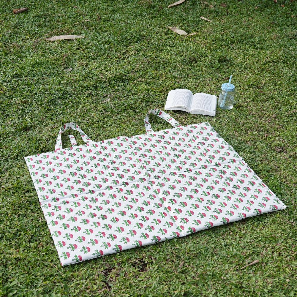 Craftpair – wholesale Travel blanket – Grey Leaf Block Printed Mini Picnic Mattress With Handles - No Tariffs12