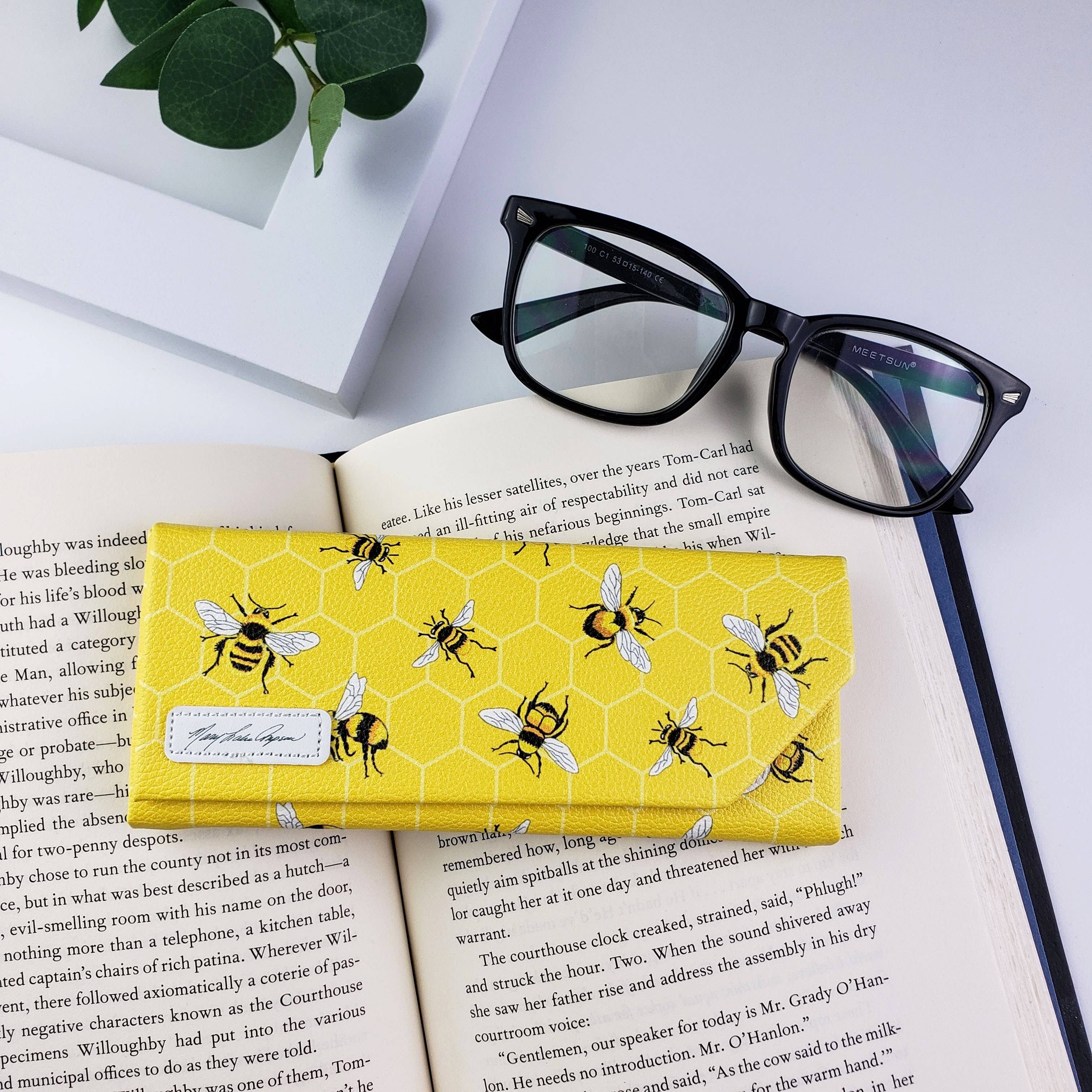 Monarque – Großhandel Brillenetuis & -halter – Damen – Mary Lake Thompson Bees Brillen-/Sonnenbrillenetui5