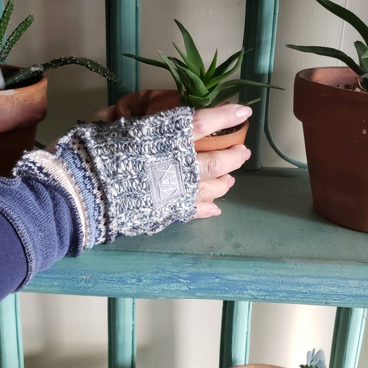 Jax Upcycled - Wholesale Gloves - Women's - Upcycled Unisex Fingerless Gloves choose the vibe color24