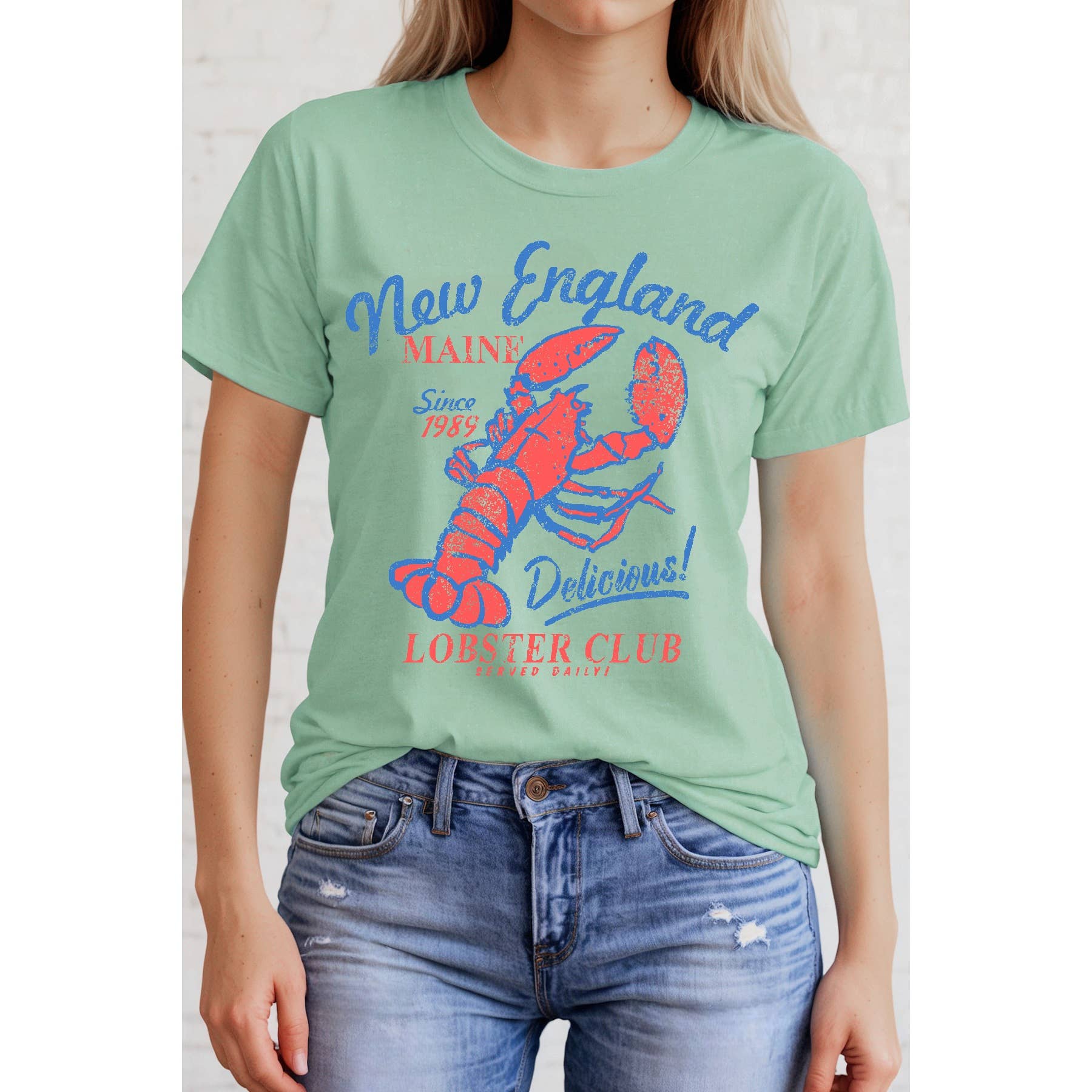 Amused by Blue - Wholesale T-Shirt (Graphic) - Women's - New England Lobster Club Short Sleeve T Shirt5