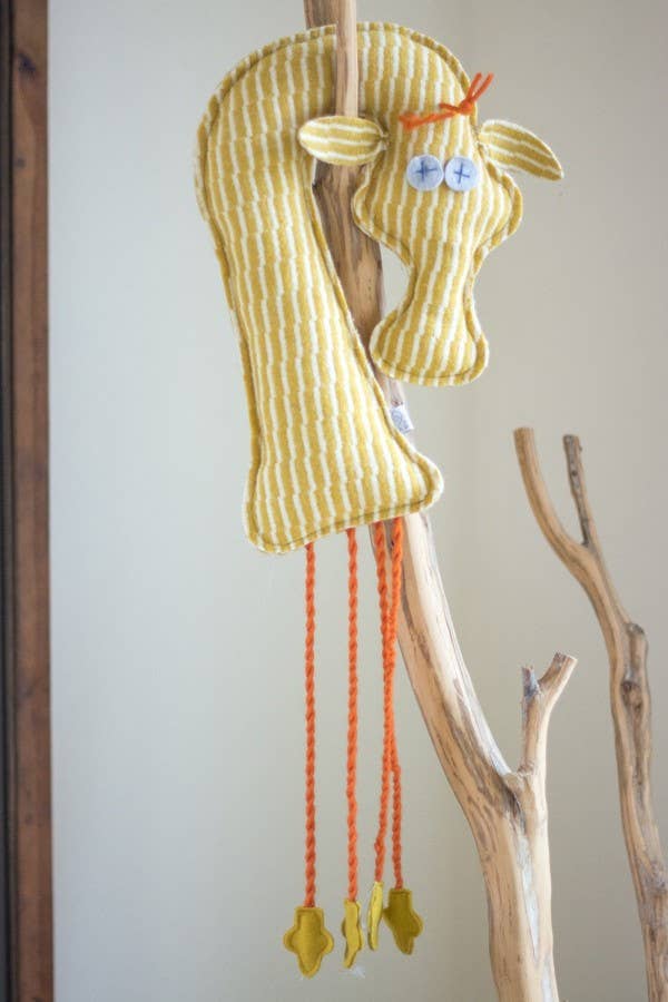 Chicoração - Wholesale Pop - Kinderen - Handgemaakte wollen girafpop - diverse kleuren1