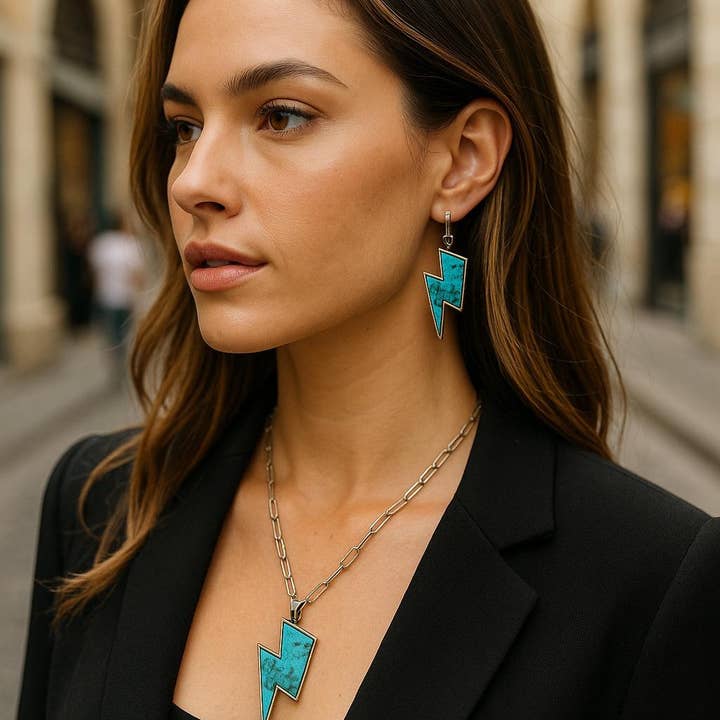 The Bling Barn - Wholesale Pendant/Charm Necklace - A Bolt Of Fashion Country Western Style Chain Necklace2