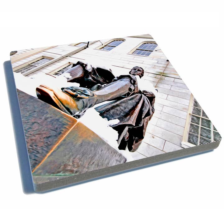 Sous-verre en pierre de Boston - Statue de John Harvard pour la vente par EXIT82ART