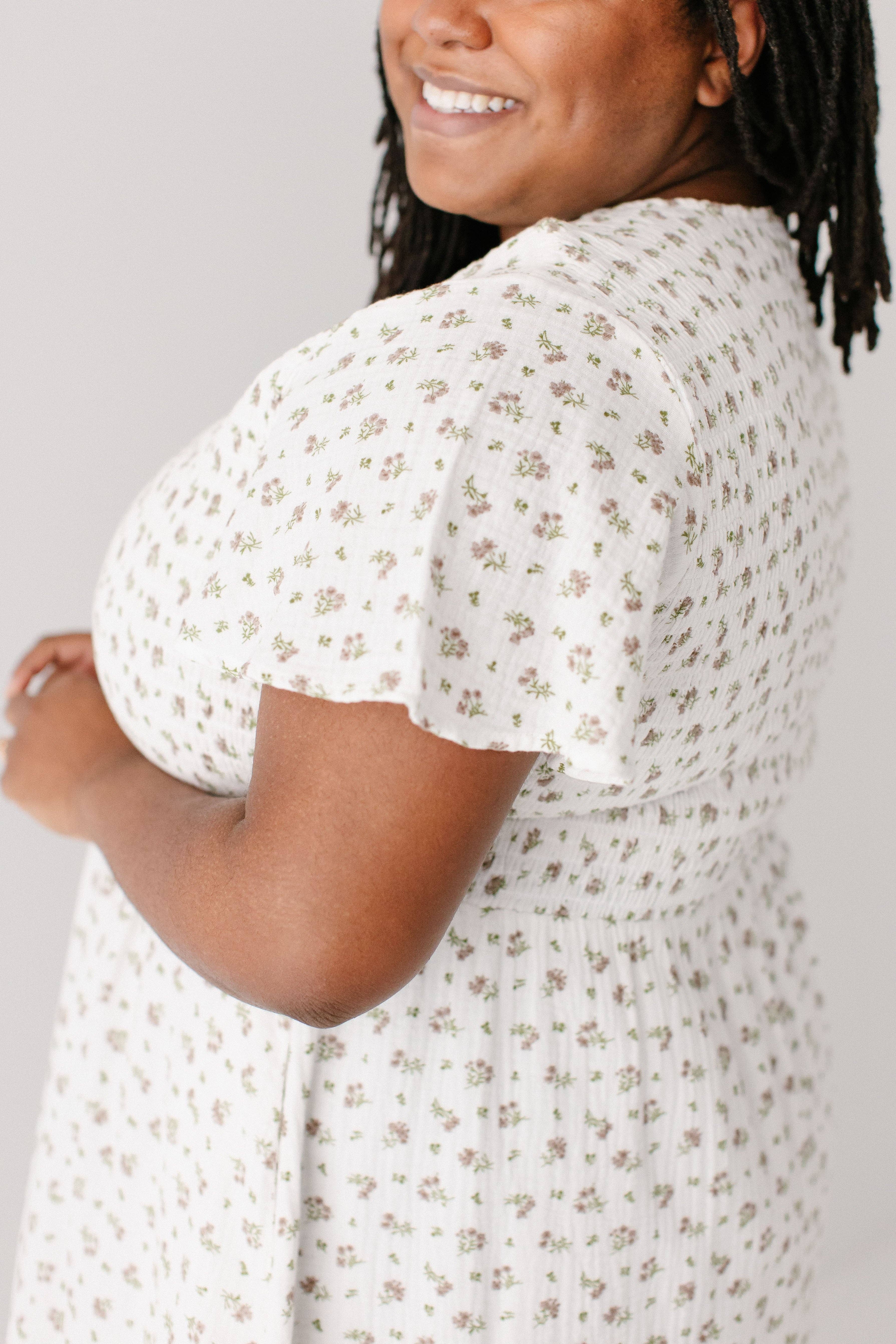 White 'Lynette' Smocked Bodice Floral Midi Dress for wholesale on Faire9