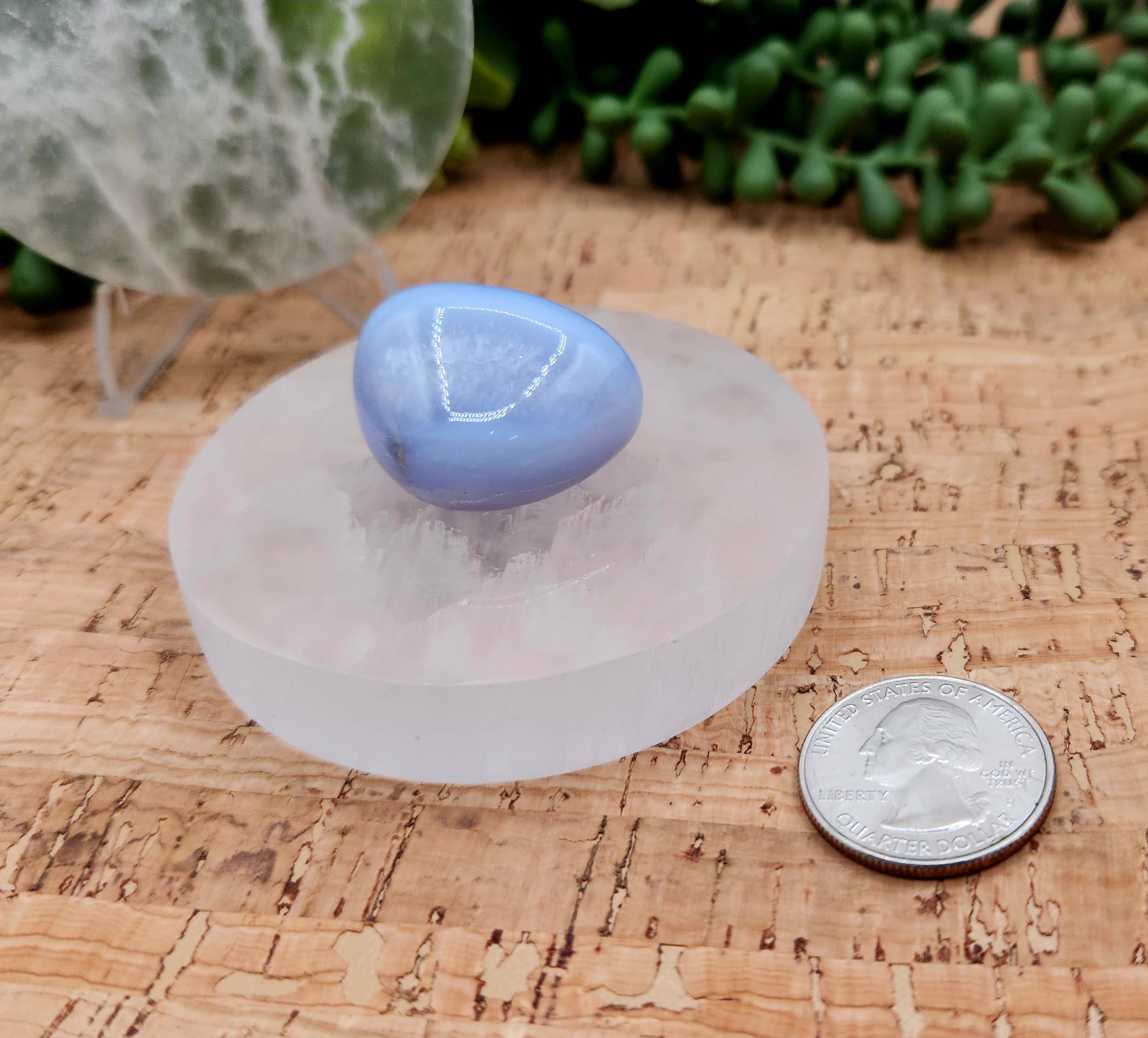 Meraki Gemstones – wholesale Spiritual stone/crystal – Selenite Charging/Cleansing Plate/Coaster Round-Plain - 7cm6