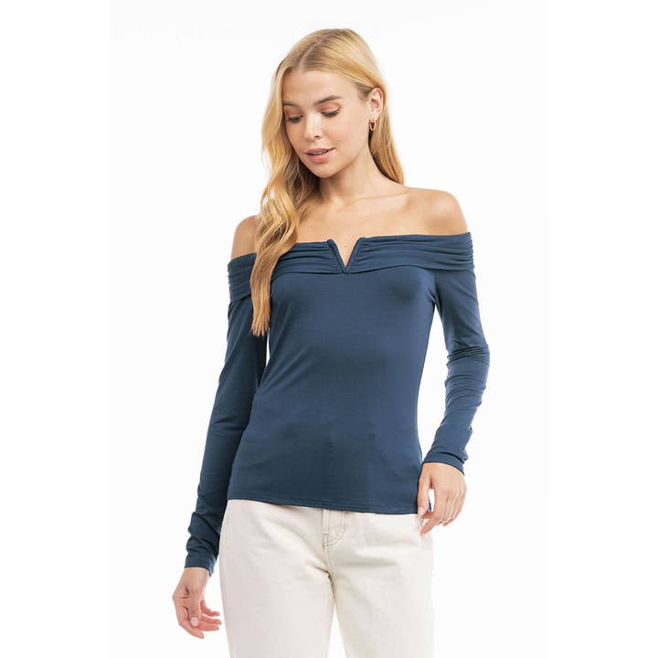 Naked Zebra – wholesale Blouse – Women’s – Off Shoulder Knot Blouse