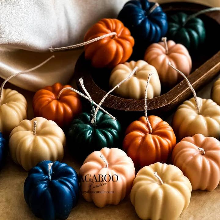 Söt PUMPA ljus 2x2.5x2.5in - Halloween för wholesale av Agaboo Candle