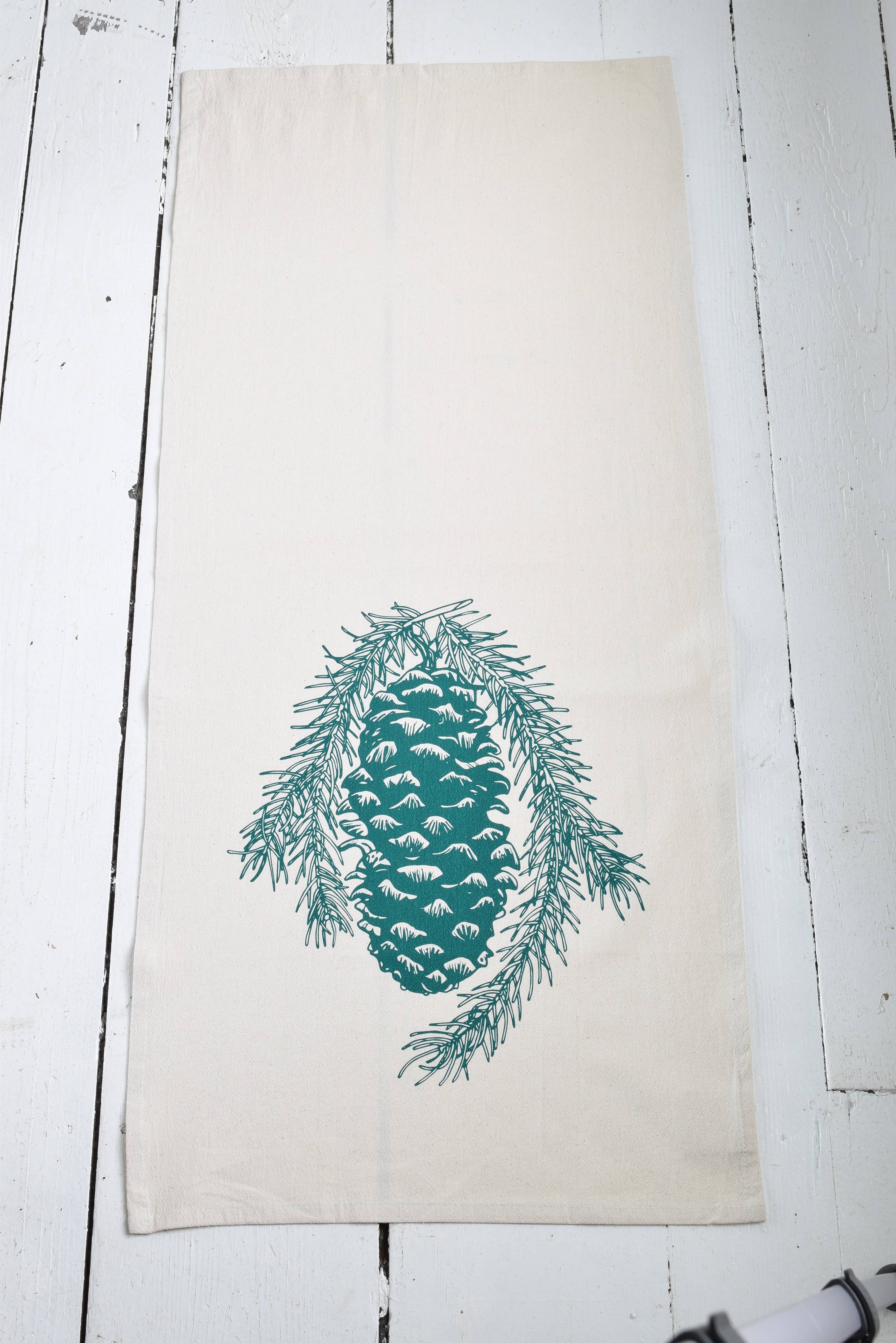 Hearth and Harrow – wholesale Tea towel – Pine Cone Tea Towel - Organic Cotton - Woodland Print - Eco3
