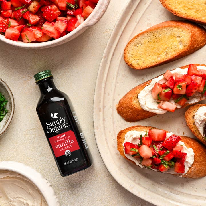 Simply Organic - Wholesale Vanilla/Fruit Extract - Pure Madagascar Vanilla Extract, Certified Organic, 4 Fl Oz5