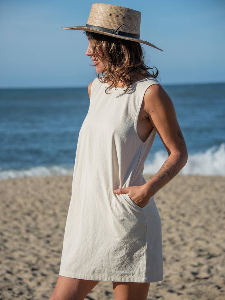 Vestito Mini a Schiena Bassa per la vendita all'ingrosso da parte di Zig Zag Asian Collection