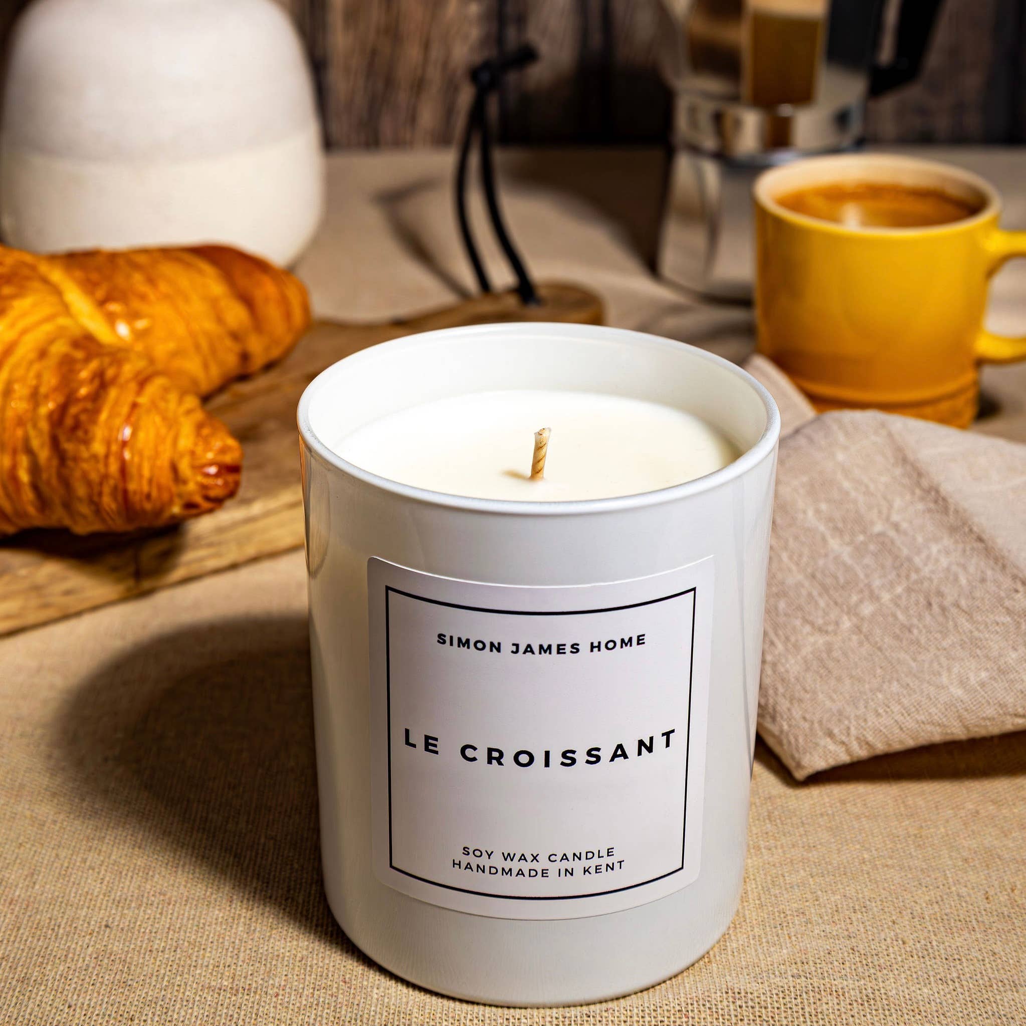 Simon James Home – wholesale Jar/filled candle – Le Croissant Handmade Soy Wax Candle - The Ultimate Croissant Candle3