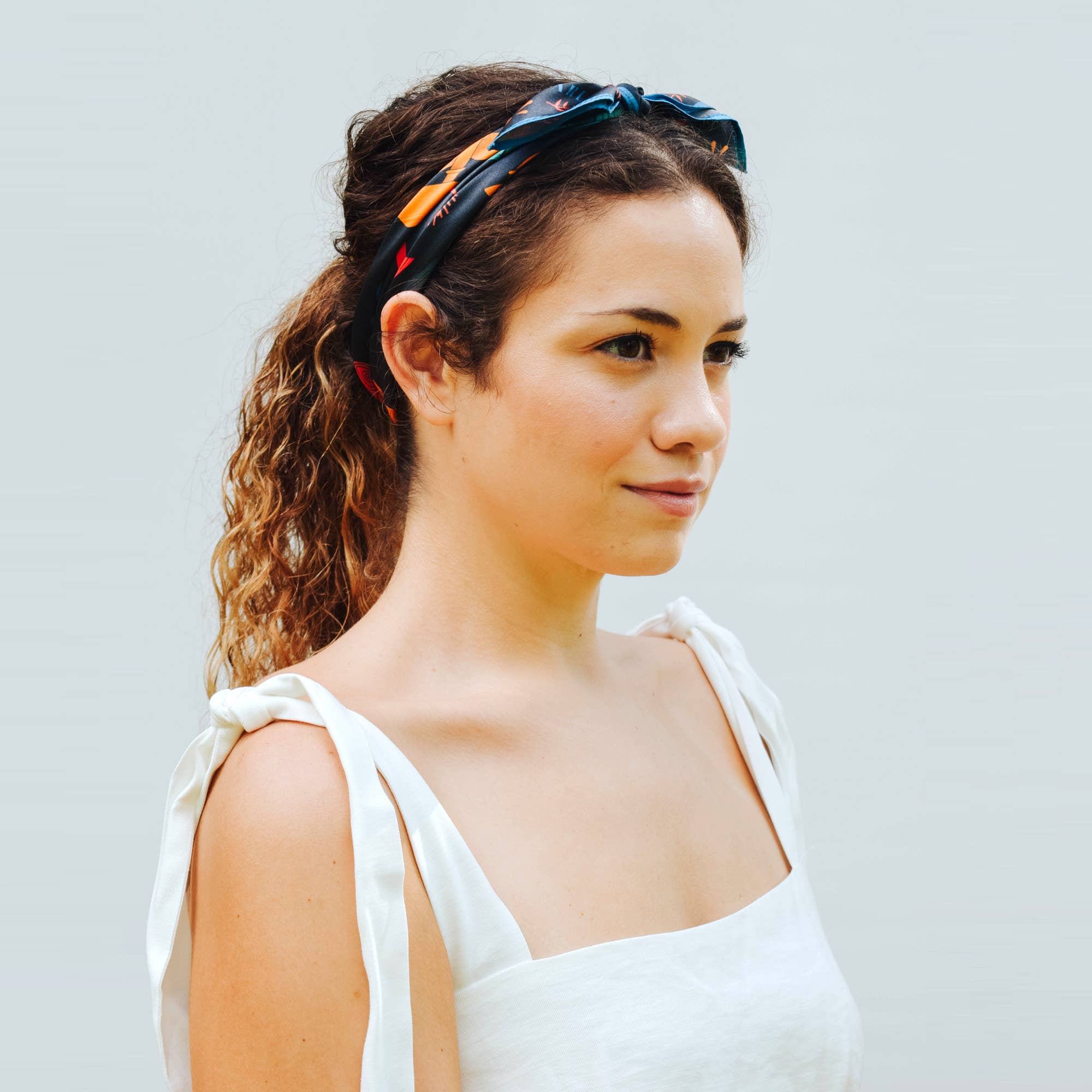 Arlo Goods - Vente Écharpe – femme - Randonnons ! Foulard Soie Foncé7