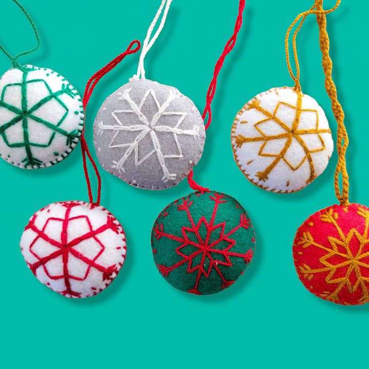Mom And Pup Co. - Wholesale Ornament Set - Mexican Christmas Ornaments - Felted Christmas Ornaments Set3