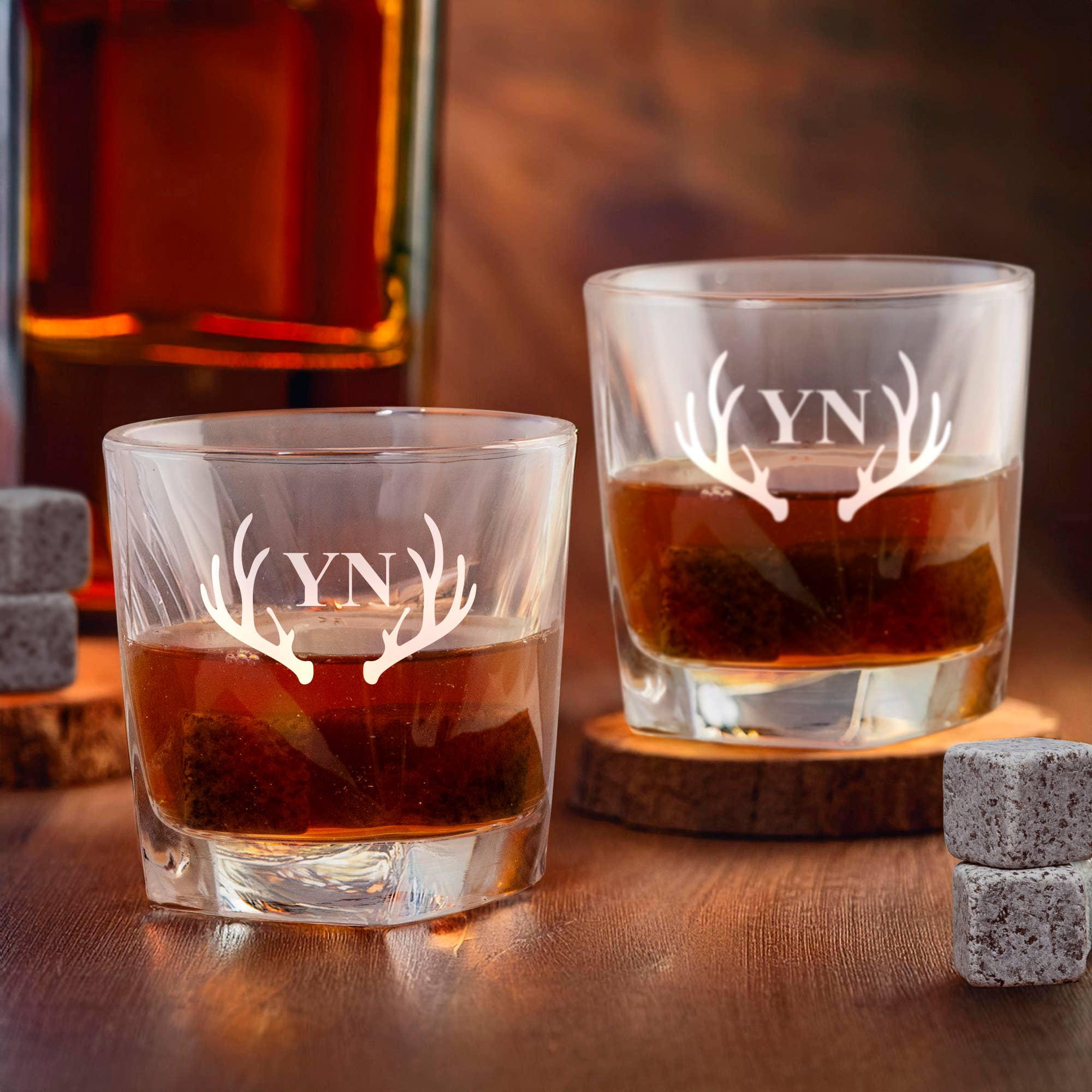 Famgraving - Wholesale Cocktail/Liquor Glass - Custom Whiskey Glasses Set with Wooden Box & Chilling Stones1