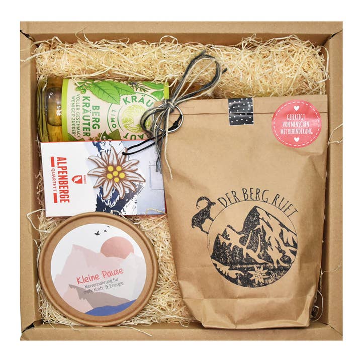 Regalo de senderismo - Caja de regalo "La montaña llama" para venta al por mayor de Wunderle GmbH