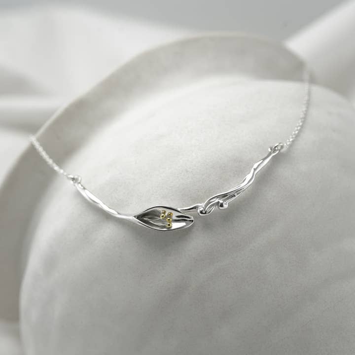 Banyan Jewellery - Wholesale Pendant/charm necklace - Handmade Delicate Single Lily Sterling Silver Necklace