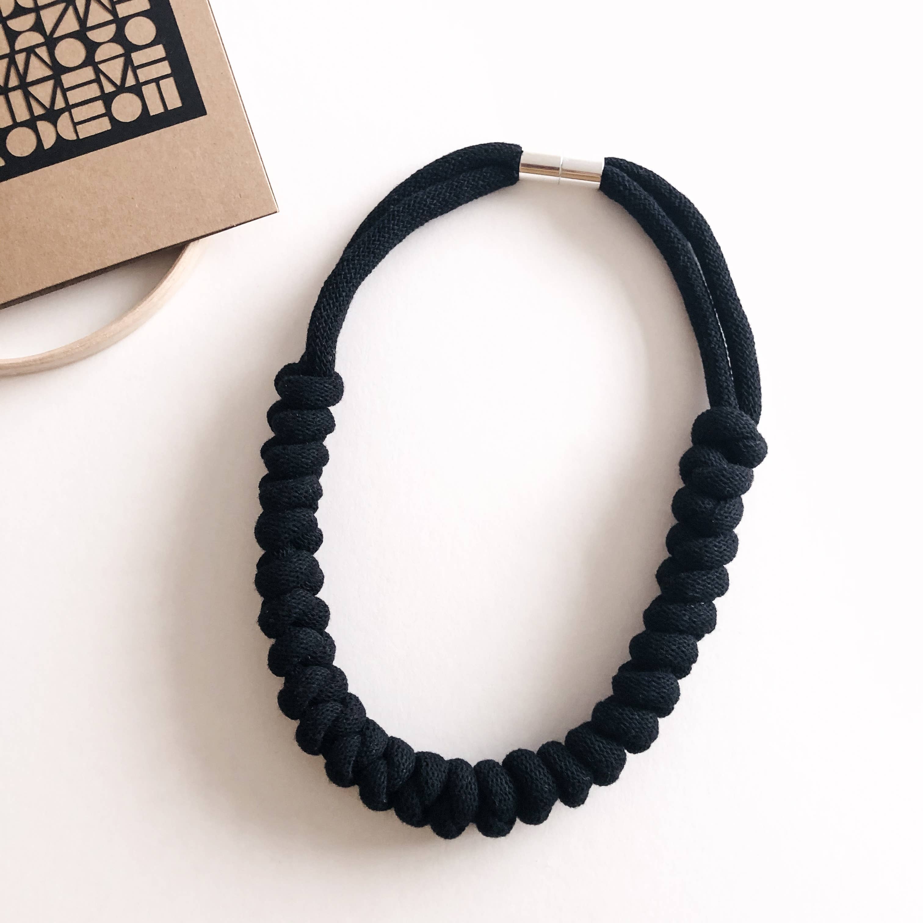 Knottinger - Wholesale Woven Necklace - Odin knotted rope necklace3