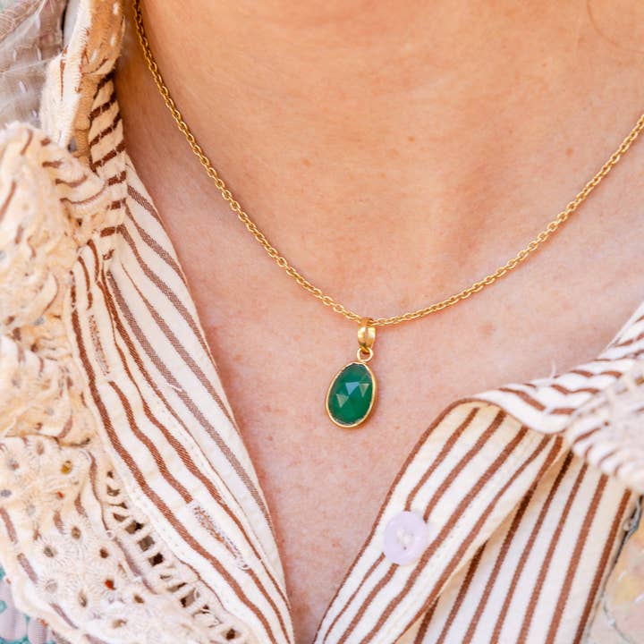 Collier Éclat d'Onyx Vert pour la vente par Rahab's Rope