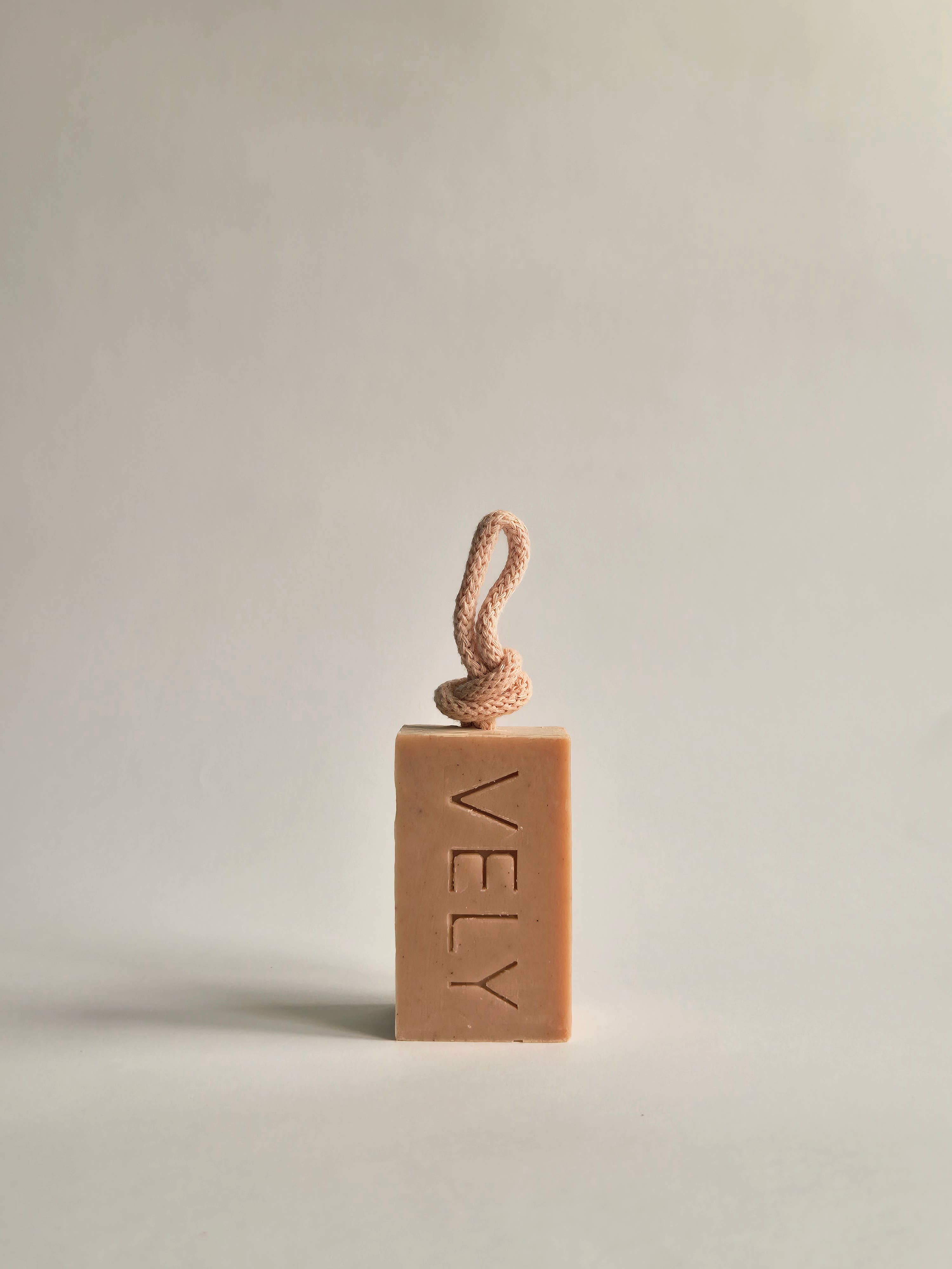The Vely Soapery – wholesale Bar Soap – Natural Handmade Soap On A Rope With Pink Clay  "Amélie"2