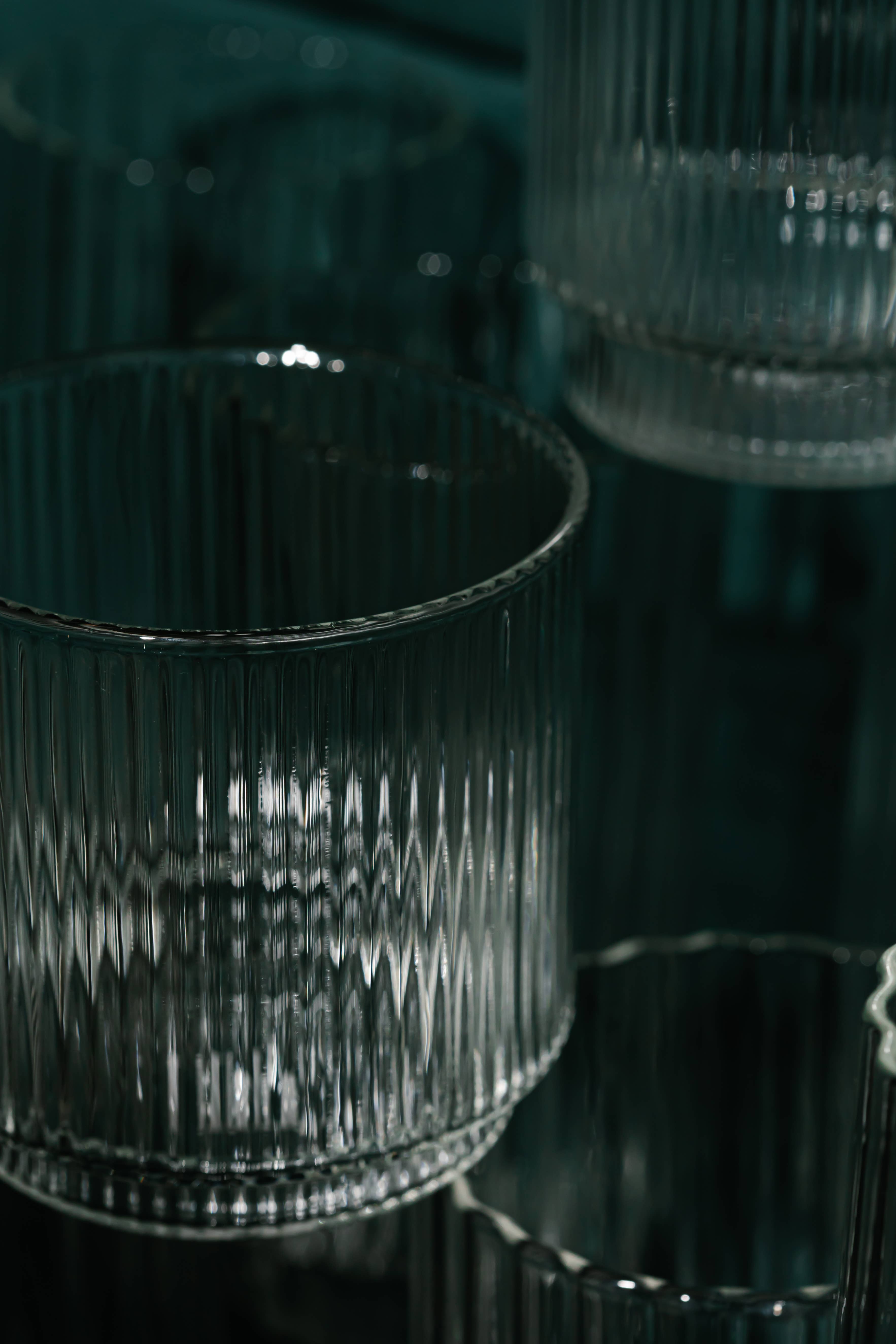 Hudson and Oak - Wholesale Drinking Glass/Cup - Short Ridged Glassware (set of 4)6