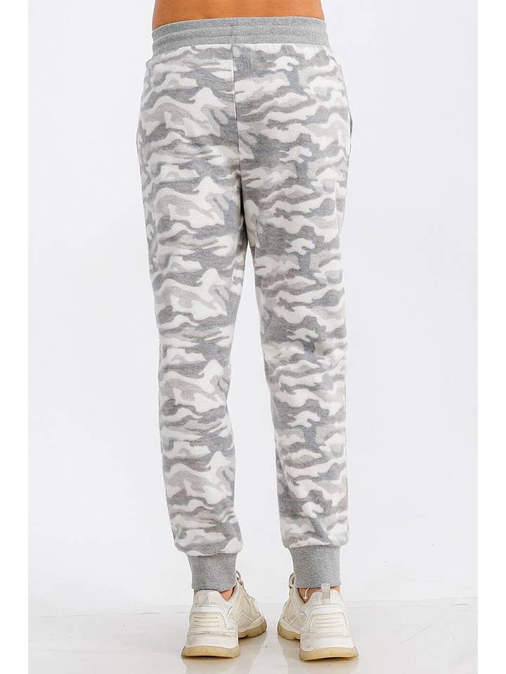 ROUSSEAU - Wholesale Pants - Women's - ELASTIC WAIST FRONT POCKET CAMO FLEECE SWEATPANTS9