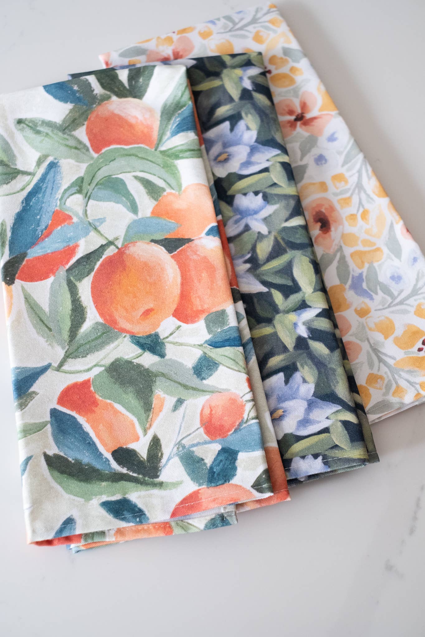 Jessica Frasz Studio – Großhandel Geschirrtücher – Küchentuch mit gelbem Blumenmuster3