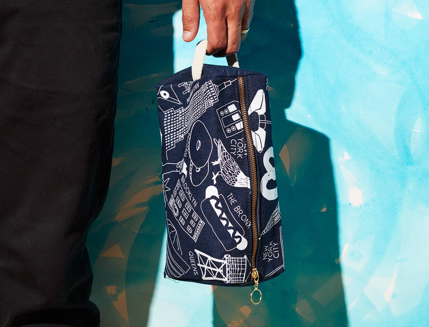 Maptote - Wholesale Toiletry Bag - Women's - New York City Dopp Kit2