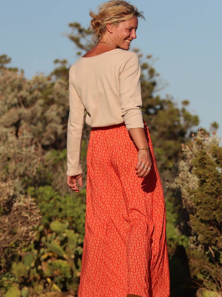 Saia em viscose geométrica tao vermelho/laranja por atacado de Quintessence