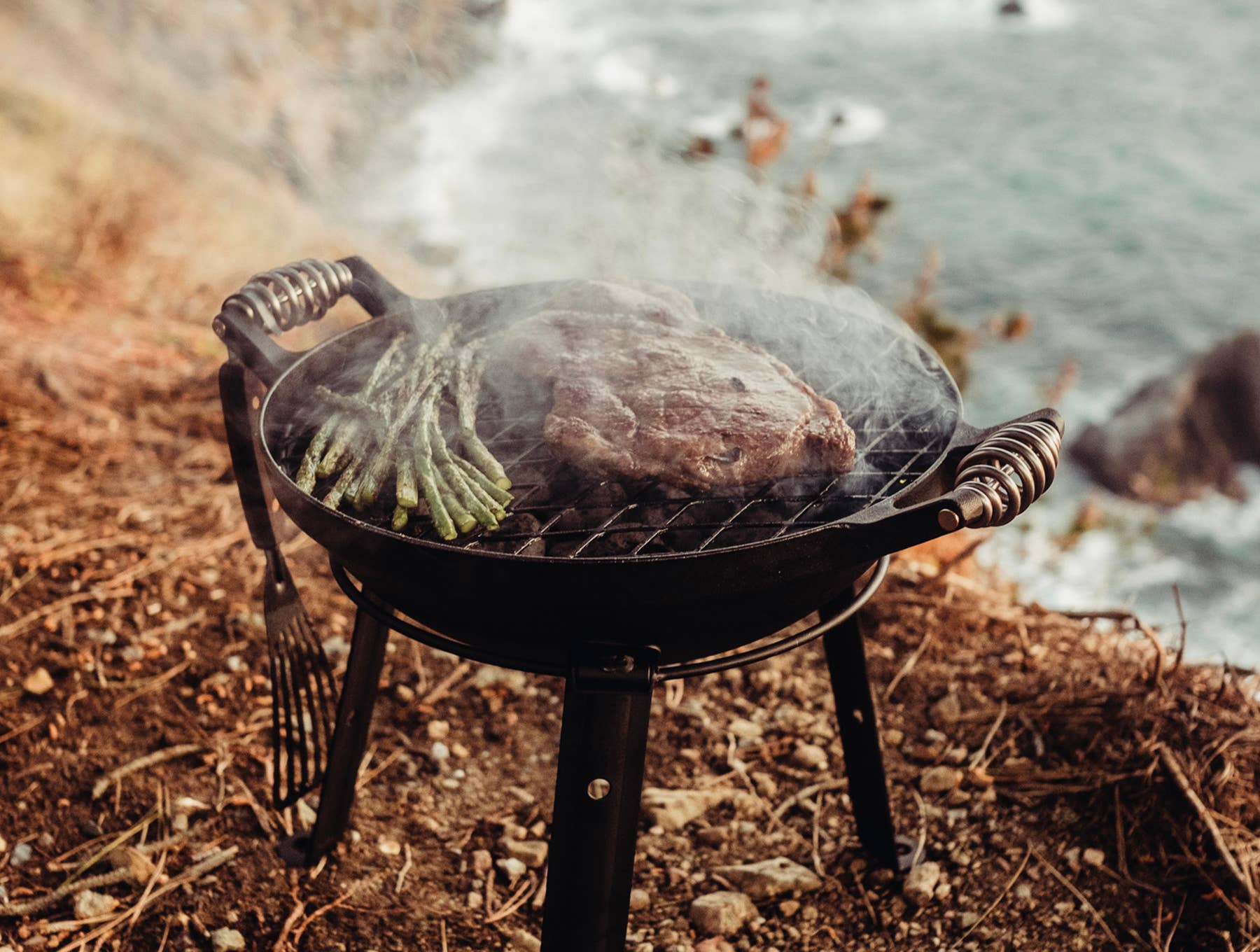 Barebones - Wholesale Outdoor Grill Tools - All-In-One Cast Iron Grill11