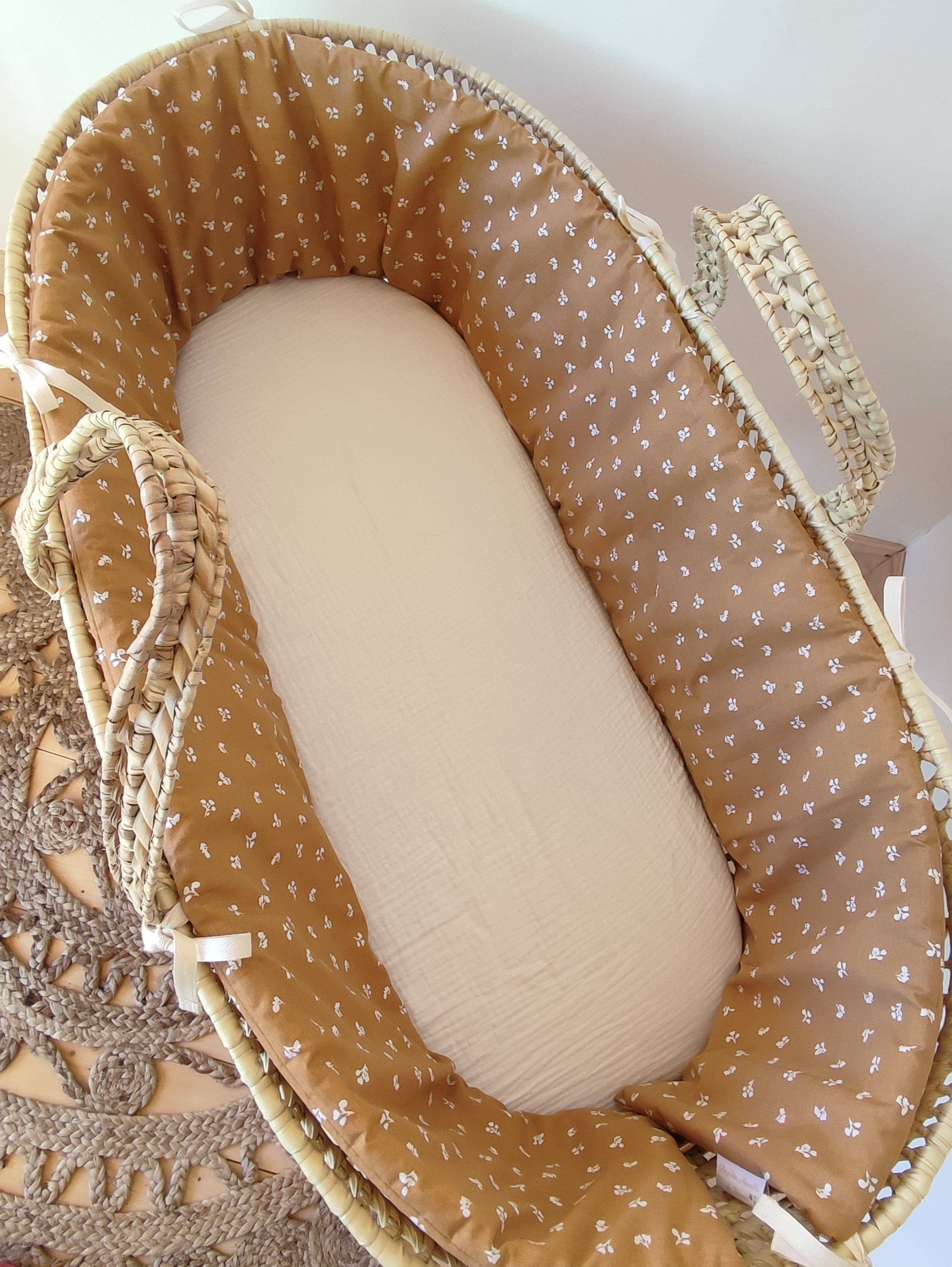 Les p'tites Merveilles de Bérénice - Wholesale Bassinet - Baby - Baby bassinet full cotton dressing “cinnamon flowers” camel and white3