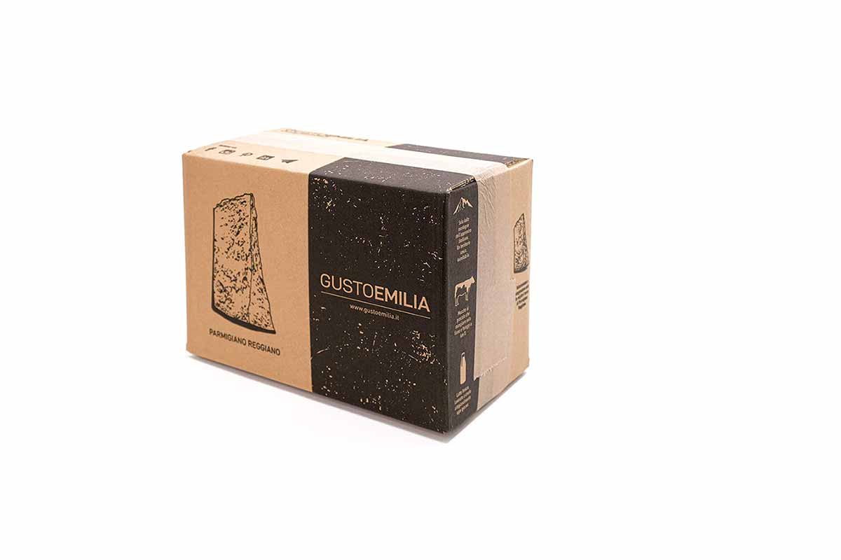 Gustoemilia - Wholesale Cheese - Box Maggengo — Mountain Parmigiano Reggiano3