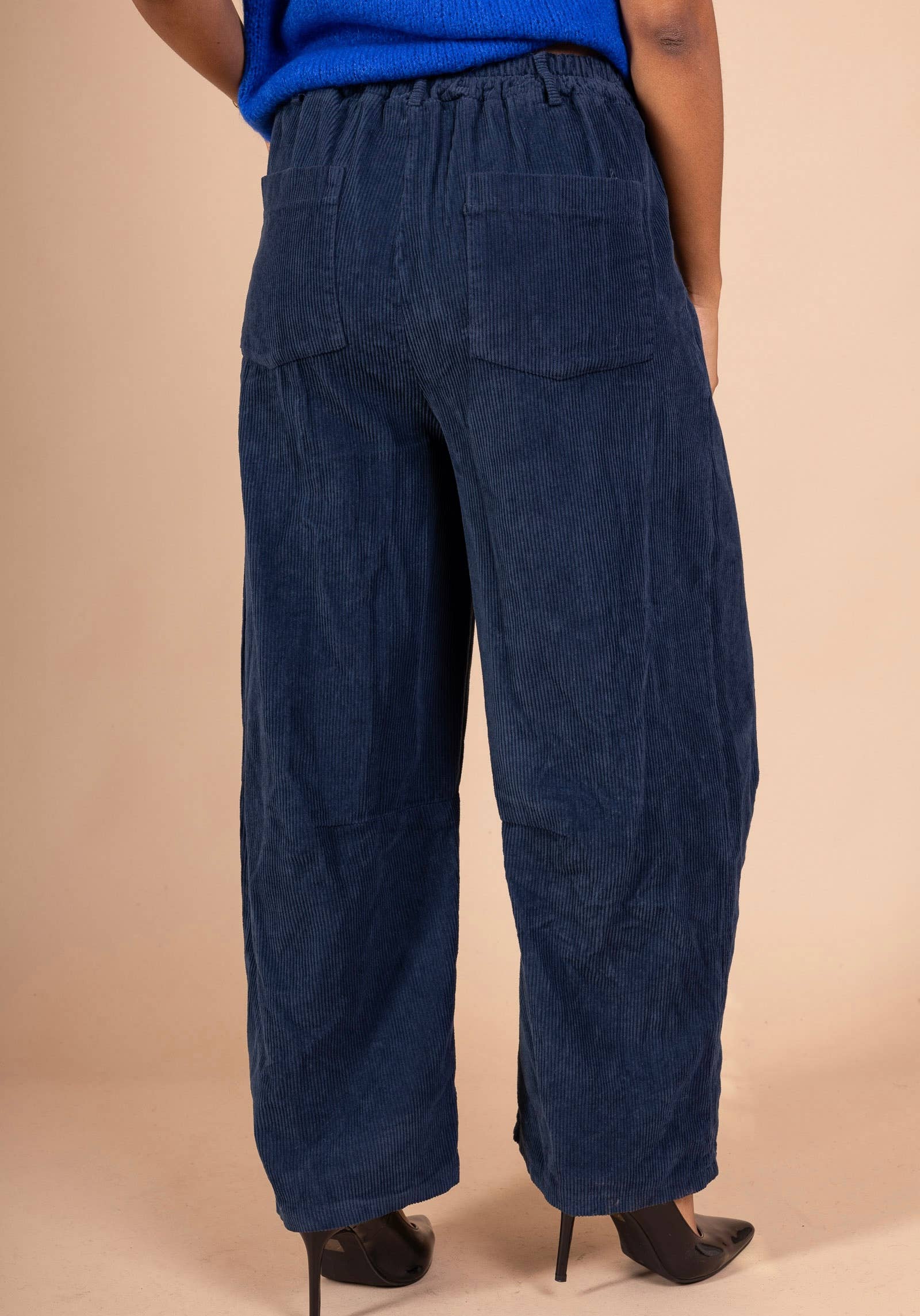 LINEN & COTTON HOUSE - Wholesale Pants - Women's - 77503 VELVET TROUSERS WITH POCKETS, IN COTTON7